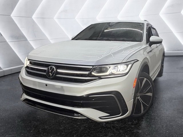 2022 Volkswagen Tiguan SEL R-LINE