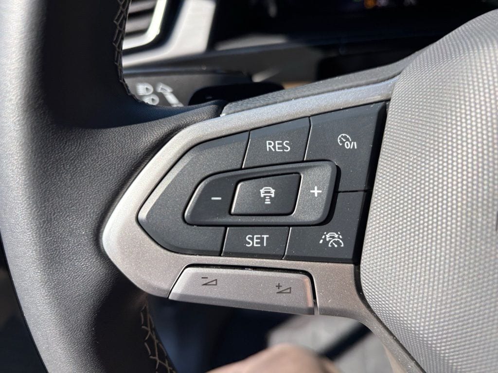 2026 Volkswagen Atlas Cross Sport SE w/Tech - Photo 22