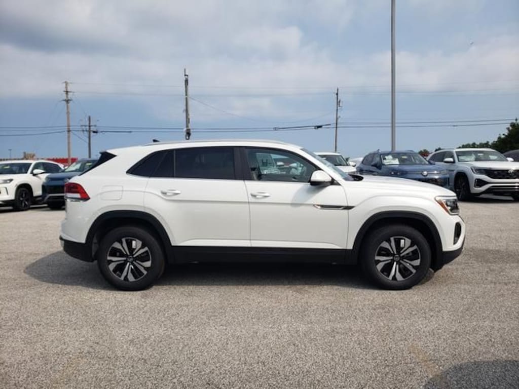 New 2026 Volkswagen Atlas Cross Sport SE SUV