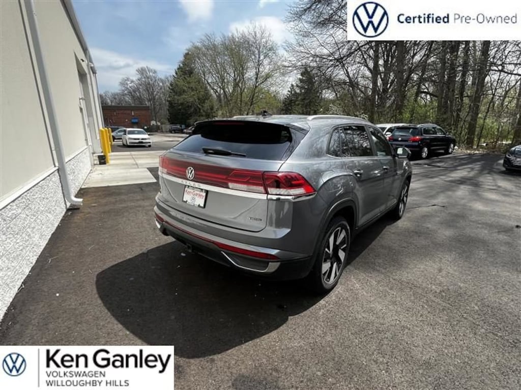Used 2024 Volkswagen Atlas Cross Sport 2.0T SE w/Technology SUV