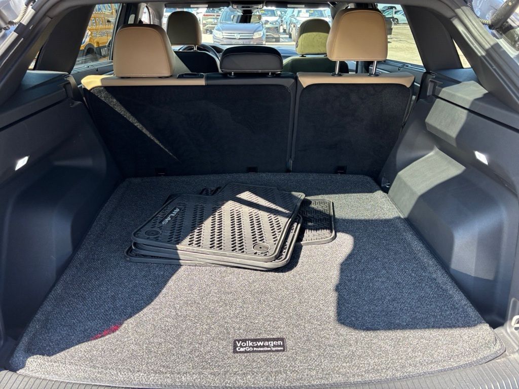 2026 Volkswagen Atlas Cross Sport SE w/Tech - Photo 29