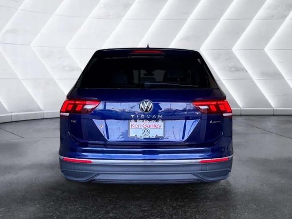 Used 2022 Volkswagen Tiguan 2.0T SE SUV