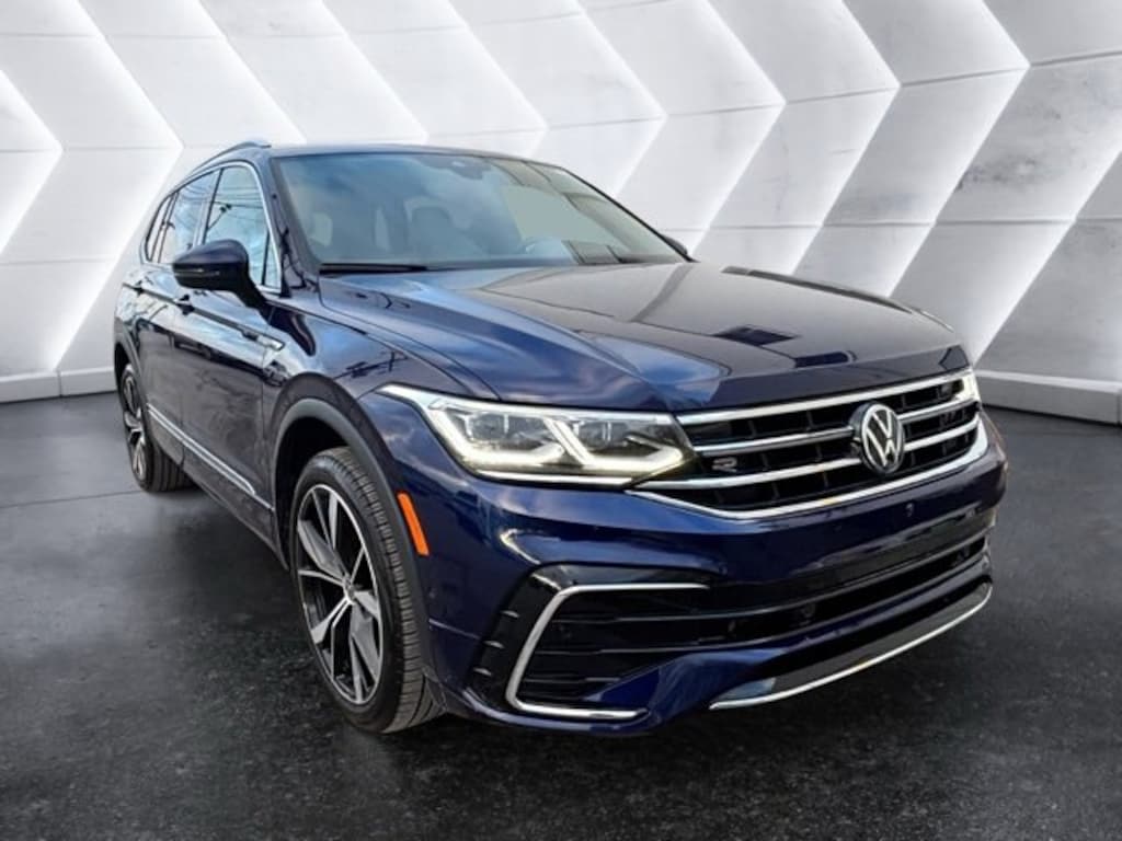 Certified 2024 Volkswagen Tiguan 2.0T SEL R-Line SUV