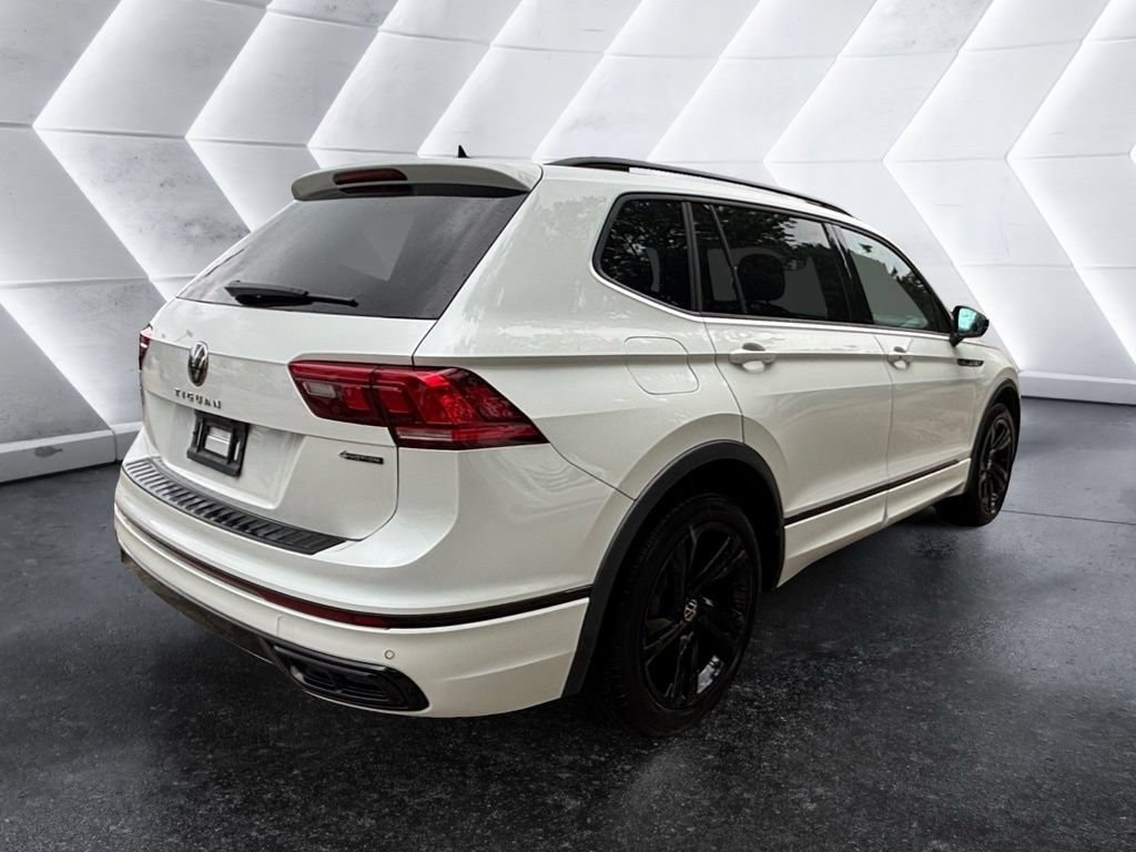 Certified 2024 Volkswagen Tiguan 2.0T SE R-Line Black SUV