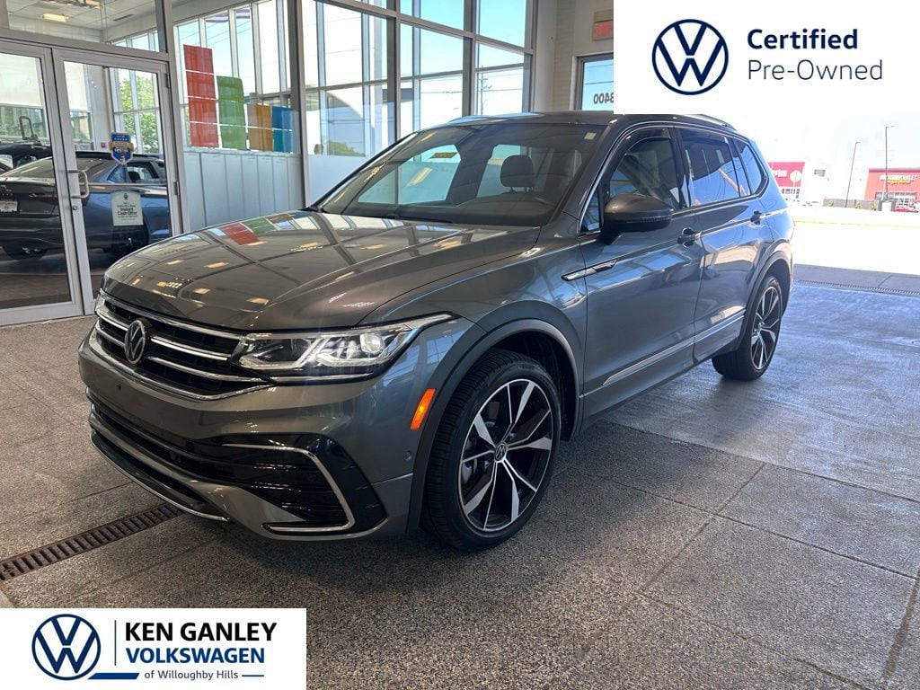 2024 Volkswagen Tiguan 2.0T SEL R-Line 4Motion's photo
