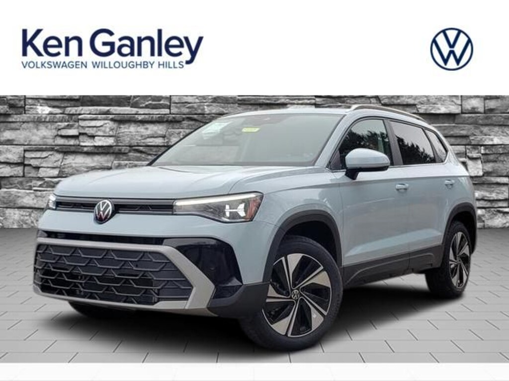 New 2026 Volkswagen Taos 1.5T SE SUV