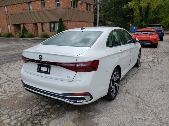 2026 Volkswagen Jetta 1.5T SEL photo 4