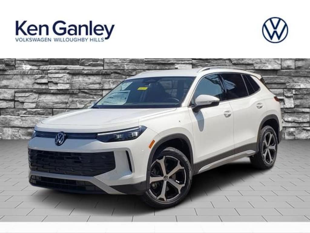 New 2026 Volkswagen Tiguan SE SUV