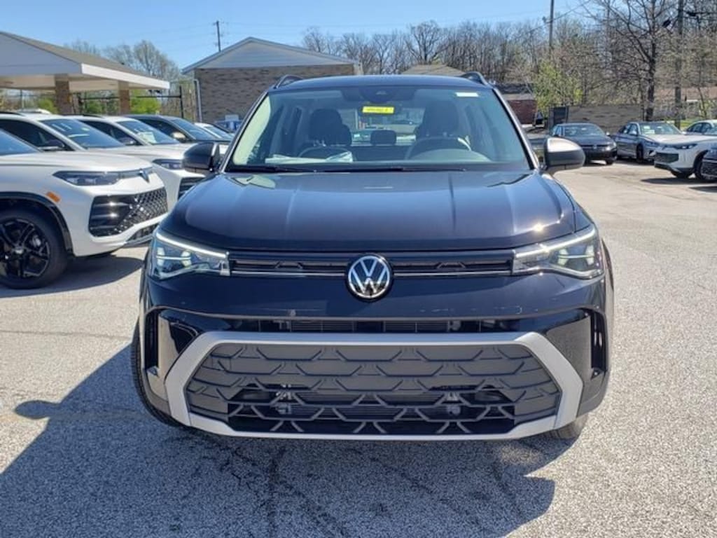 New 2026 Volkswagen Taos 1.5T S SUV