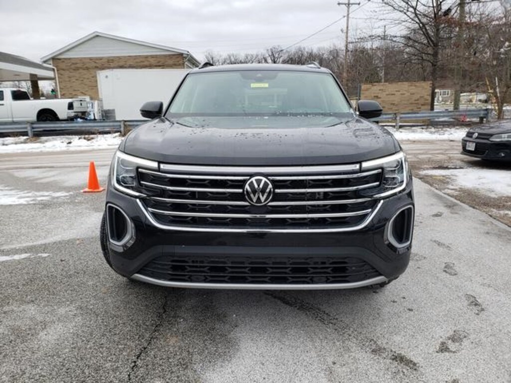 New 2026 Volkswagen Atlas 2.0T SE w/Technology SUV