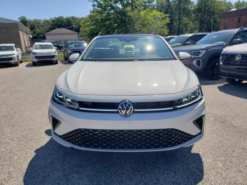 New 2026 Volkswagen Jetta 1.5T SEL Sedan