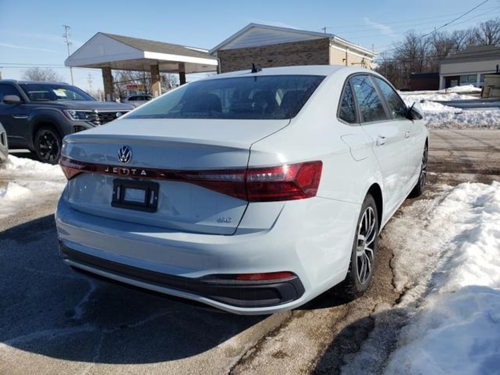 New 2026 Volkswagen Jetta 1.5T SE Sedan