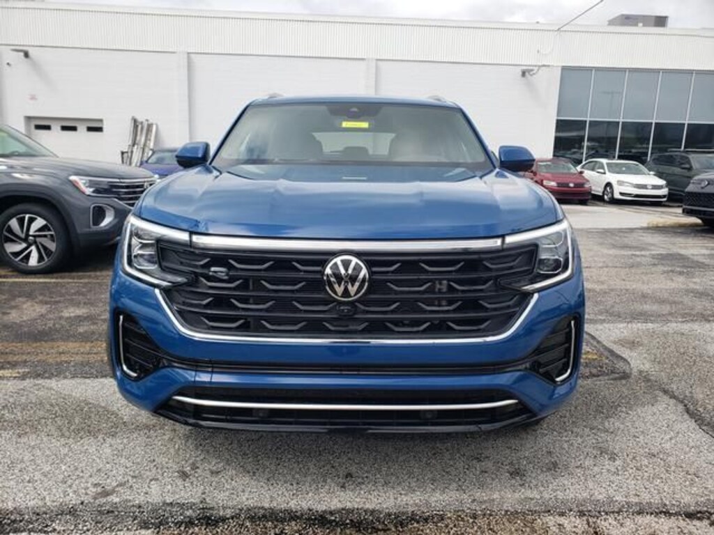 New 2026 Volkswagen Atlas Cross Sport 2.0T SEL Premium R-Line SUV