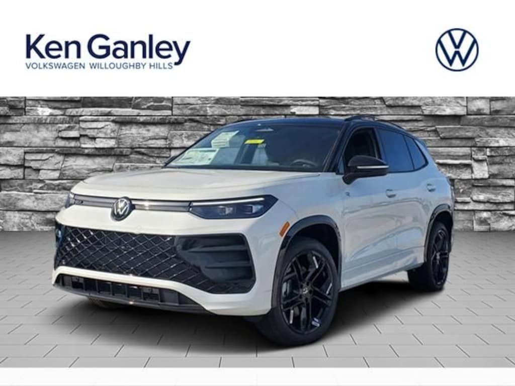 New 2026 Volkswagen Tiguan SE R-Line Black SUV