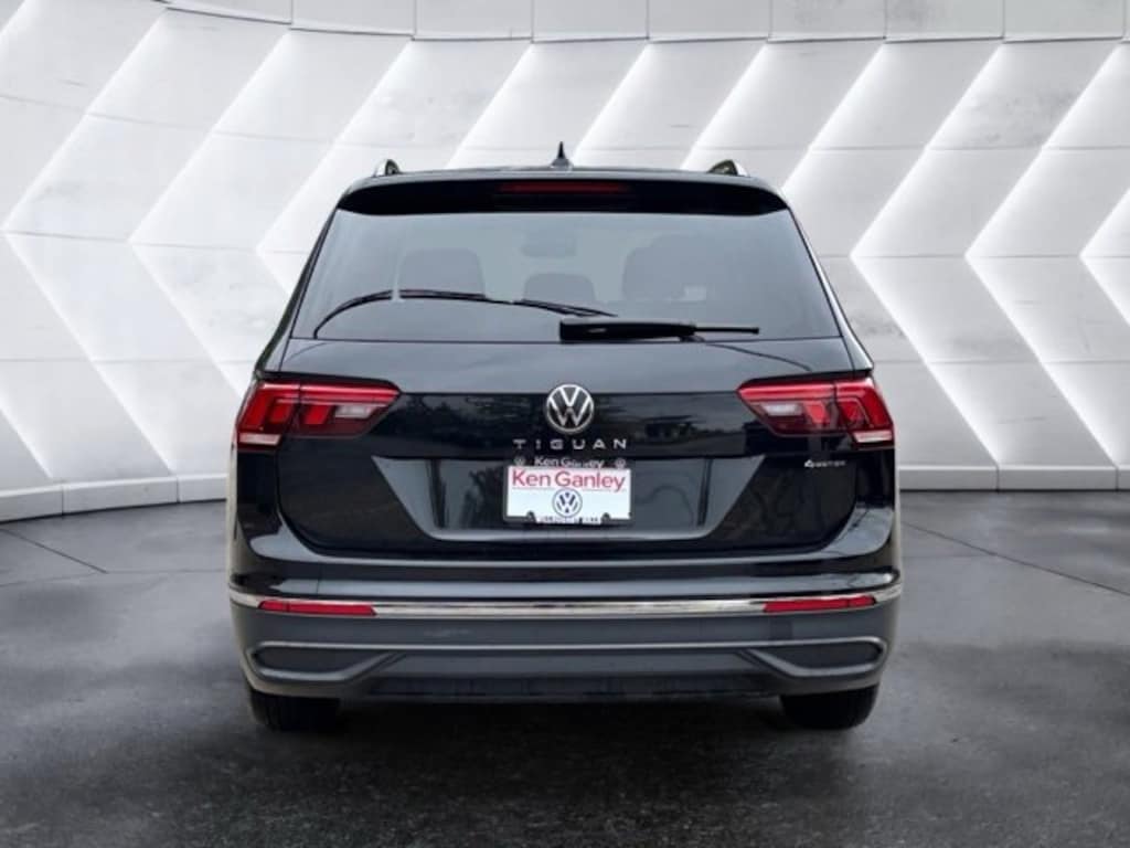 Used 2024 Volkswagen Tiguan 2.0T S SUV