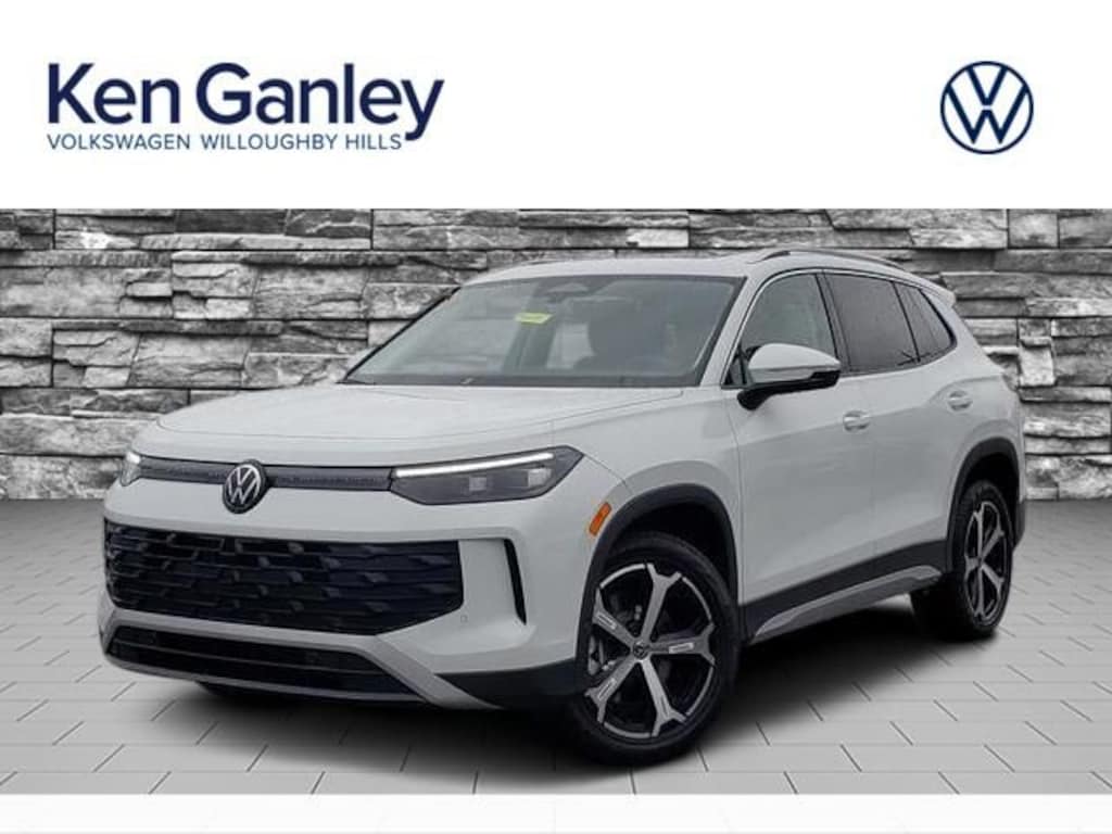 New 2026 Volkswagen Tiguan 2.0T SE SUV