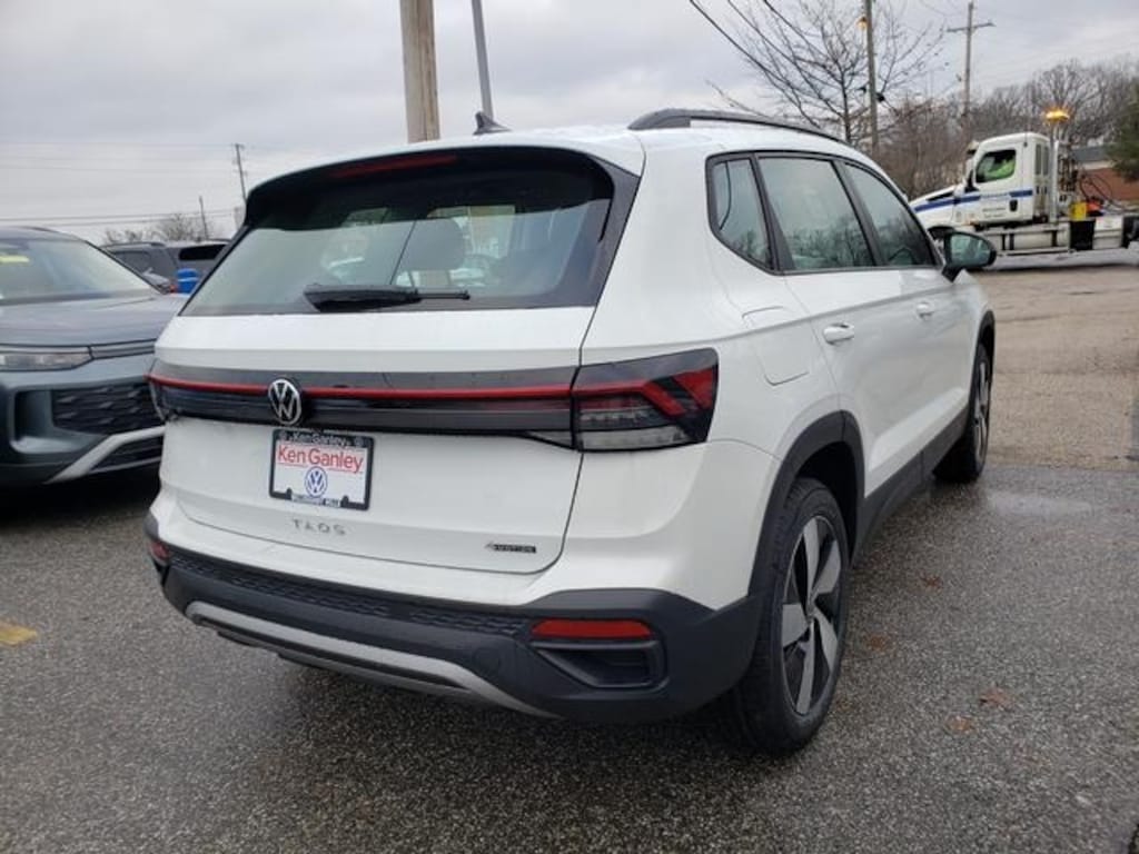 New 2026 Volkswagen Taos 1.5T S SUV