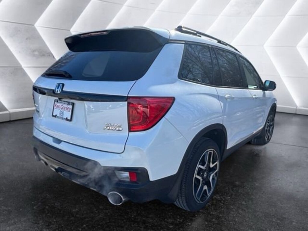 Used 2023 Honda Passport Elite SUV