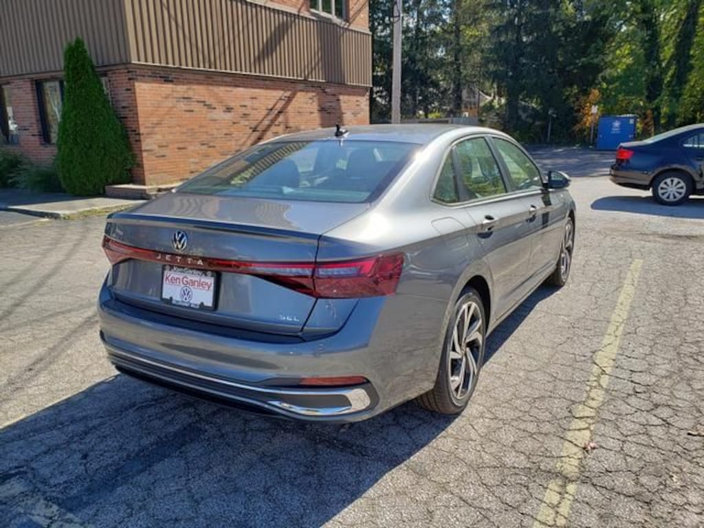 New 2026 Volkswagen Jetta 1.5T SEL Sedan