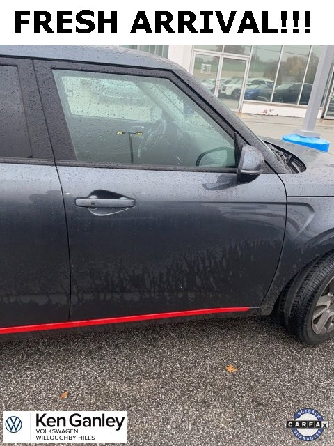 2022 Kia Soul GT-Line photo 2