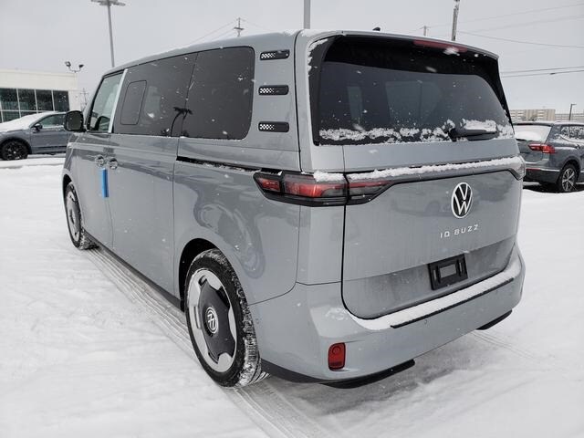 2025 Volkswagen ID. Buzz Pro S photo 3