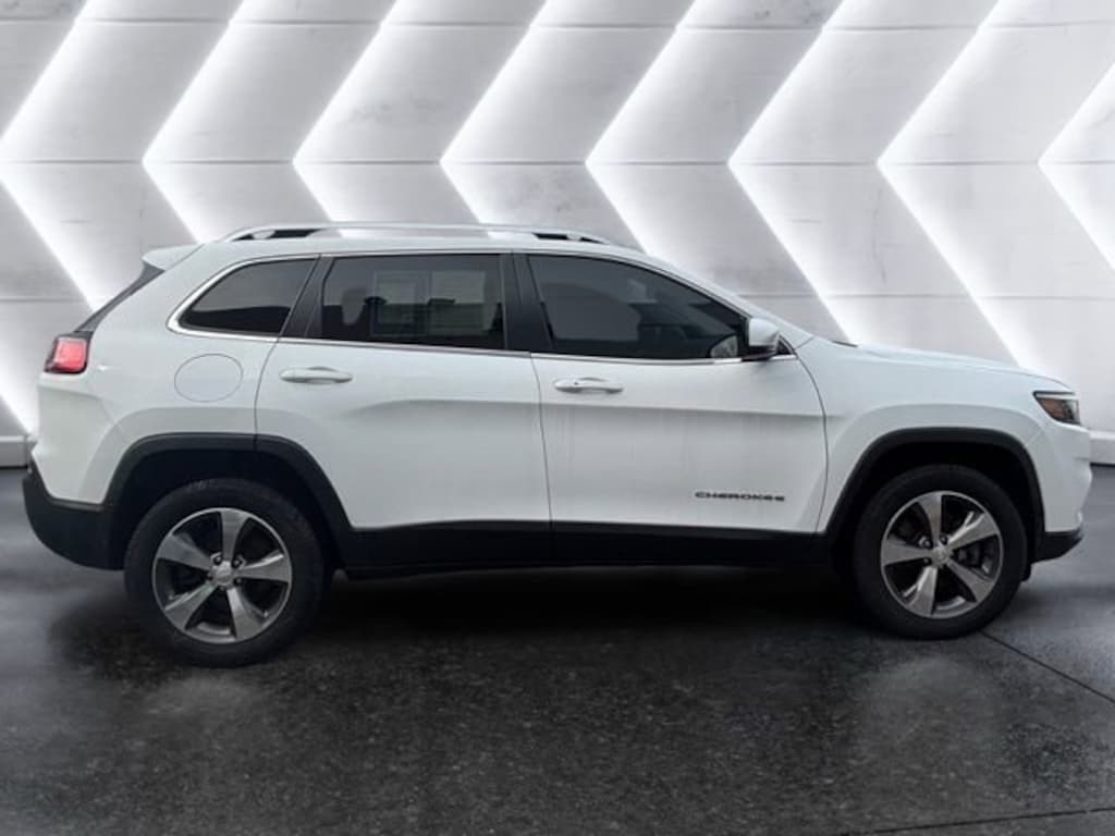 Used 2020 Jeep Cherokee Limited SUV