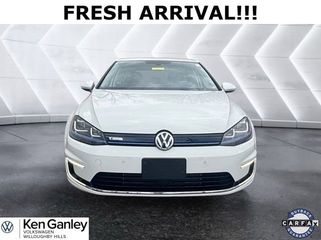 Used 2016 Volkswagen e-Golf e-Golf SEL Premium with VIN WVWPP7AUXGW914526 for sale in Willoughby Hills, OH