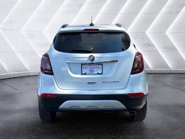 2021 Buick Encore Preferred photo 3