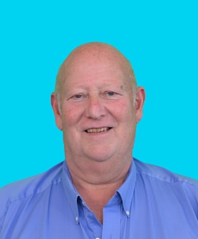 Staff member Mark Golnick from ID_da02ebf8607b