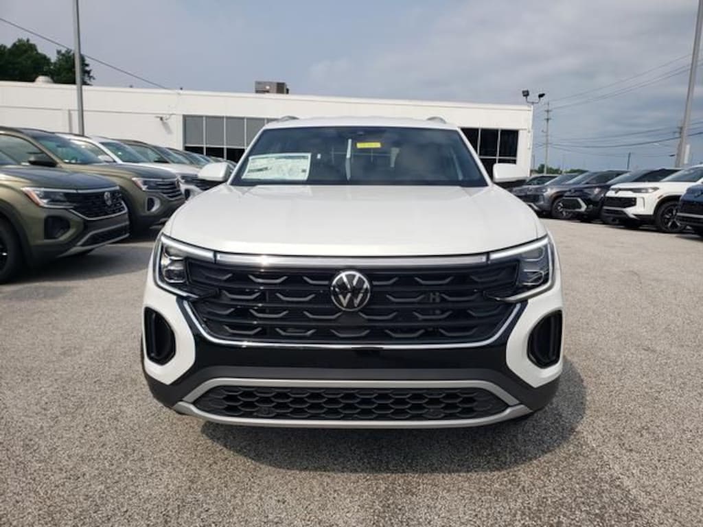 New 2026 Volkswagen Atlas Cross Sport SE SUV