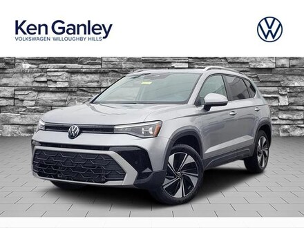 2025 Volkswagen Taos 1.5T SE SUV