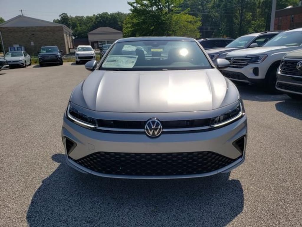 New 2026 Volkswagen Jetta 1.5T SE Sedan