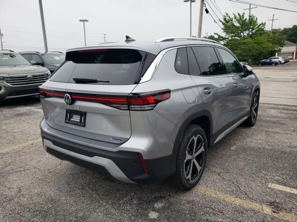 New 2026 Volkswagen Tiguan SE SUV