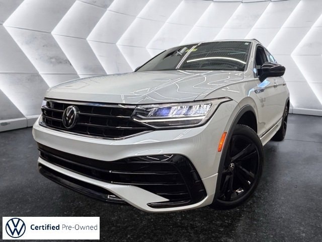 2023 Volkswagen Tiguan SE R-LINE BLACK