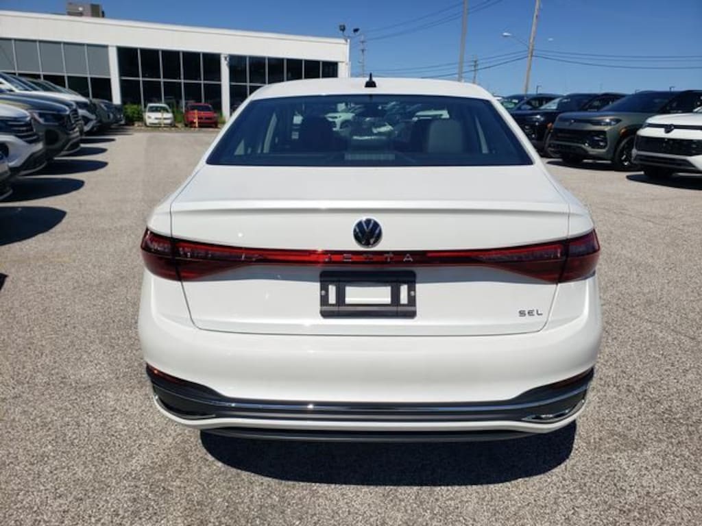 New 2026 Volkswagen Jetta 1.5T SEL Sedan