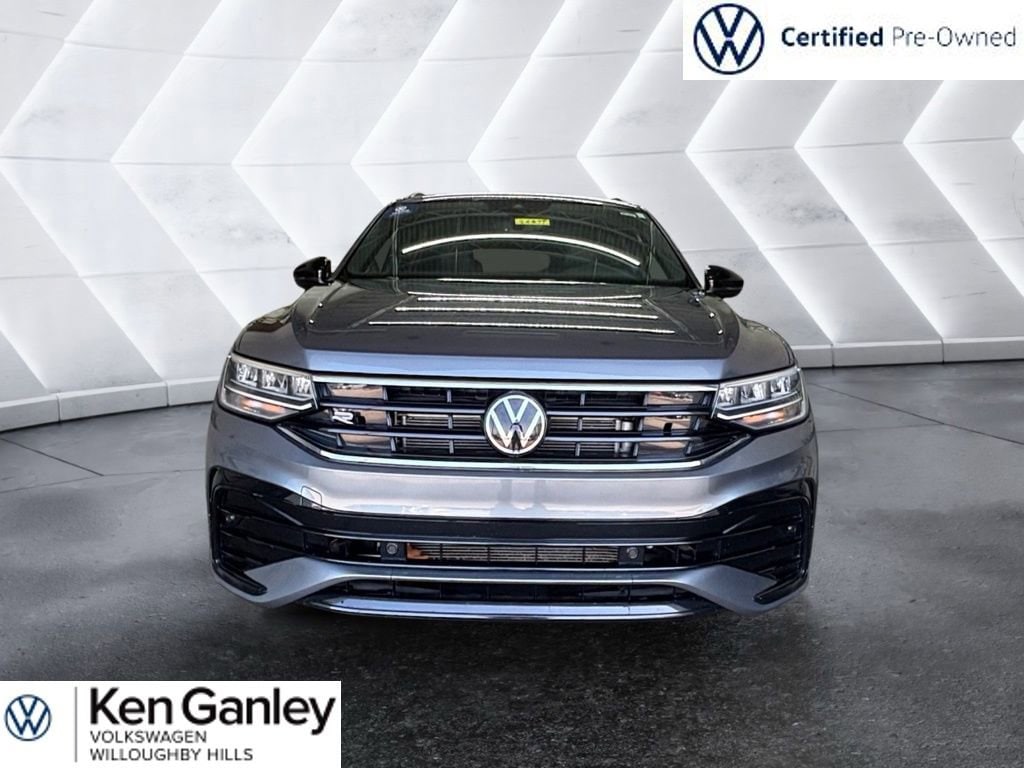 2023 Volkswagen Tiguan SE R-LINE BLACK
