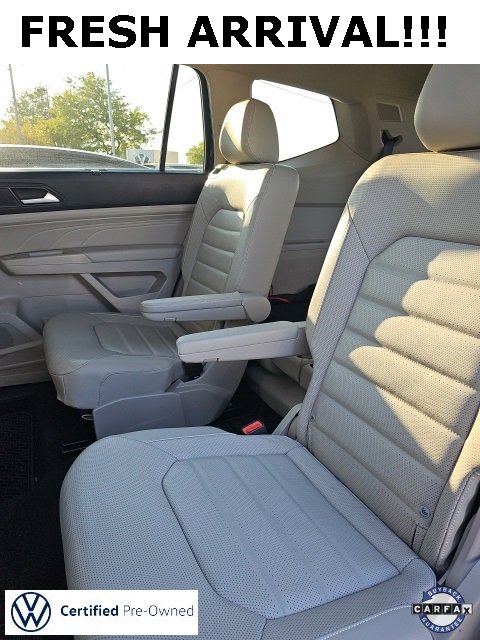 2022 Volkswagen Atlas V6 SEL Premium R-Line photo 2
