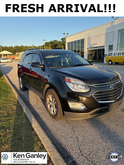 2016 Chevrolet Equinox LT photo 2