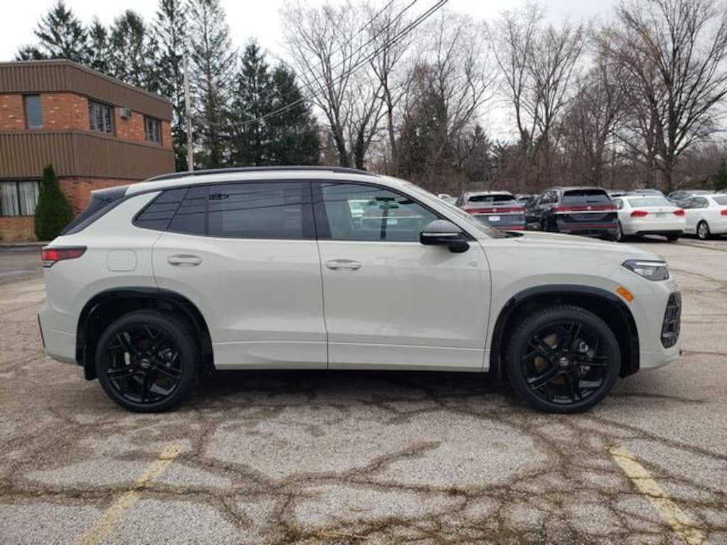 New 2026 Volkswagen Tiguan 2.0T SE R-Line Black SUV