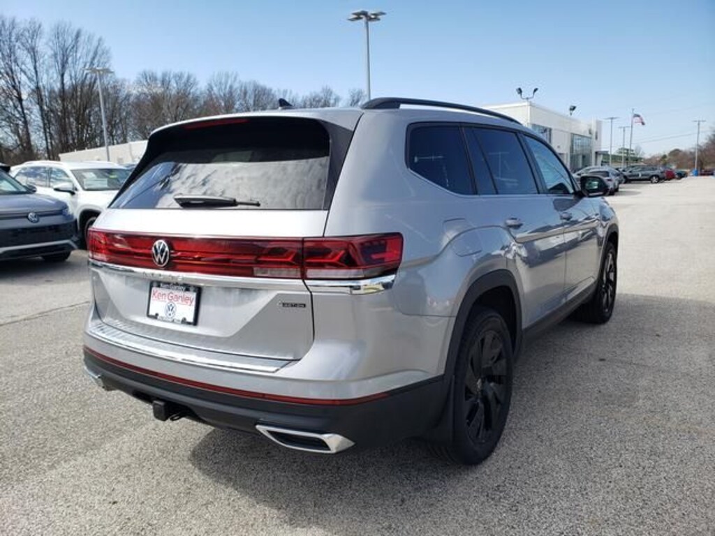 New 2026 Volkswagen Atlas 2.0T SE w/Technology SUV