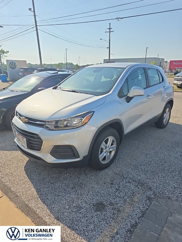 2018 Chevrolet Trax LS AWD's photo