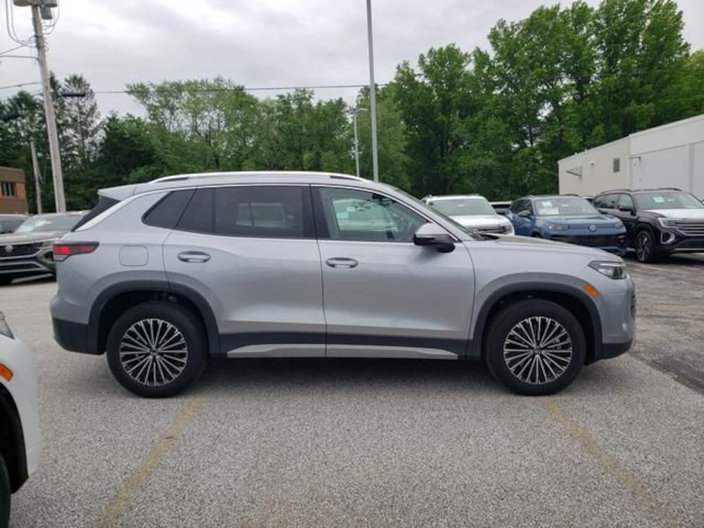 New 2026 Volkswagen Tiguan 2.0T S SUV