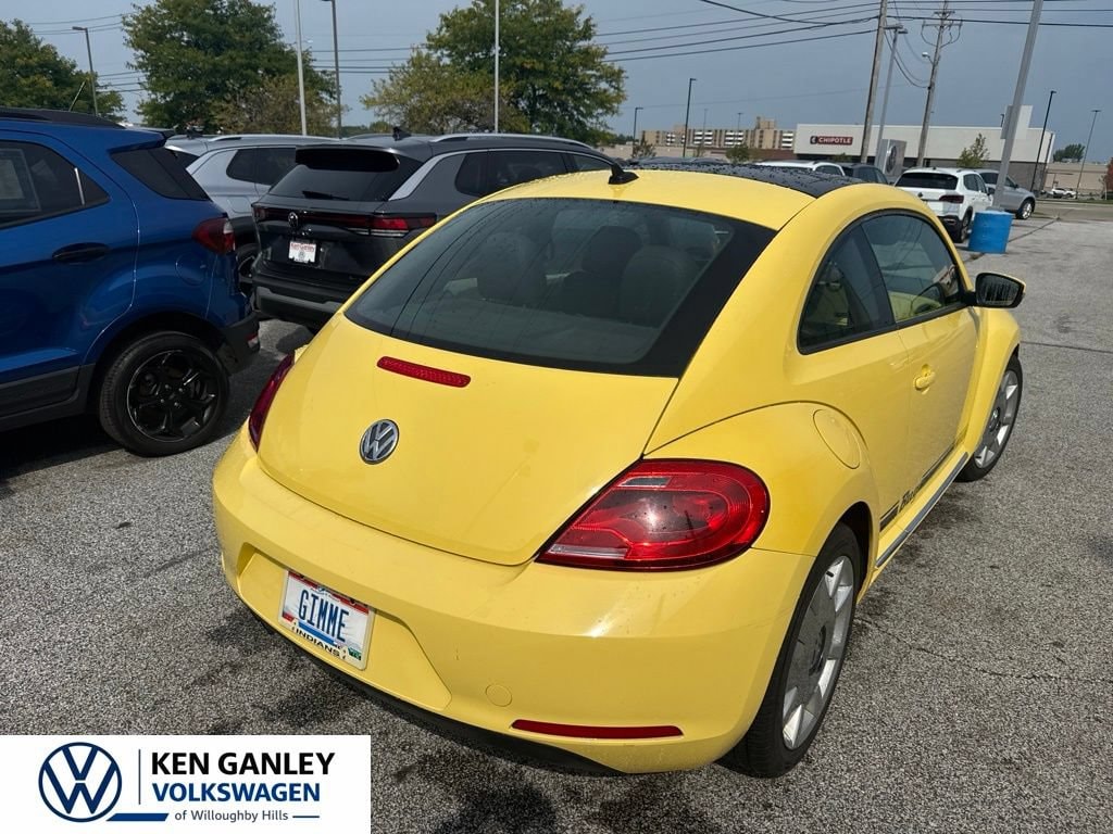 Used 2012 Volkswagen Beetle 2.5L Hatchback