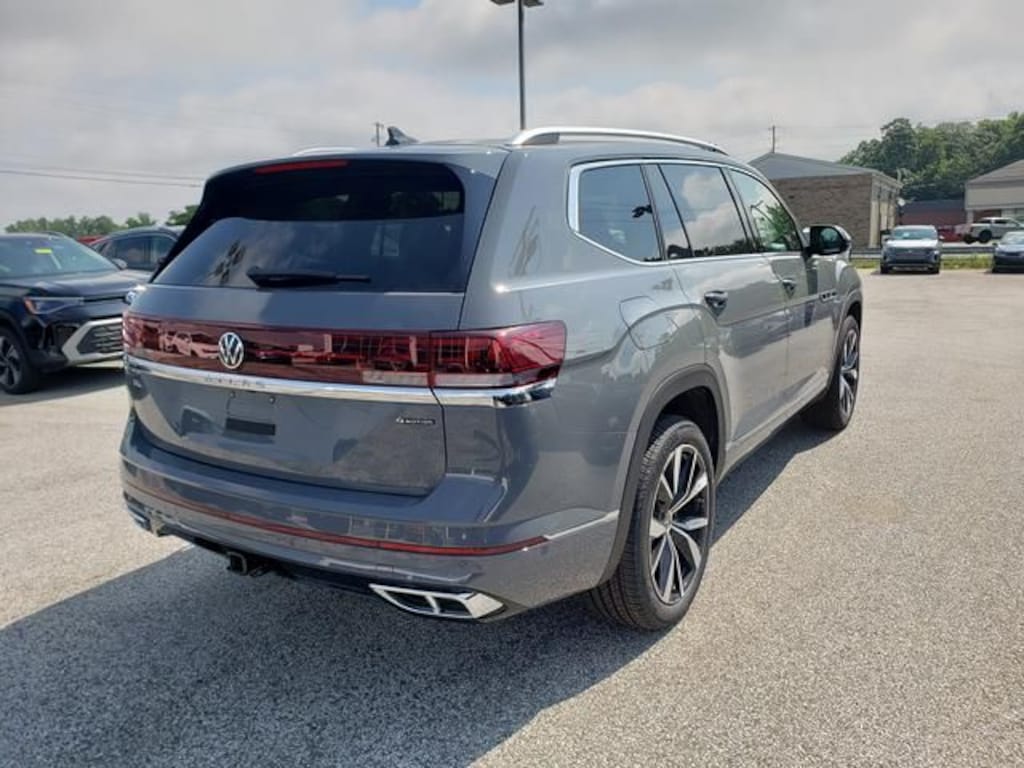 New 2026 Volkswagen Atlas 2.0T SEL Premium R-Line SUV