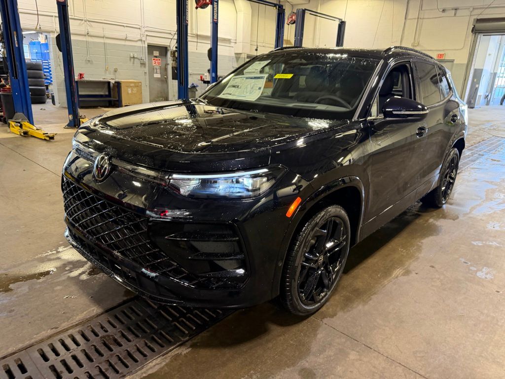 2026 Volkswagen Tiguan 2.0T SE R-Line Black SUV