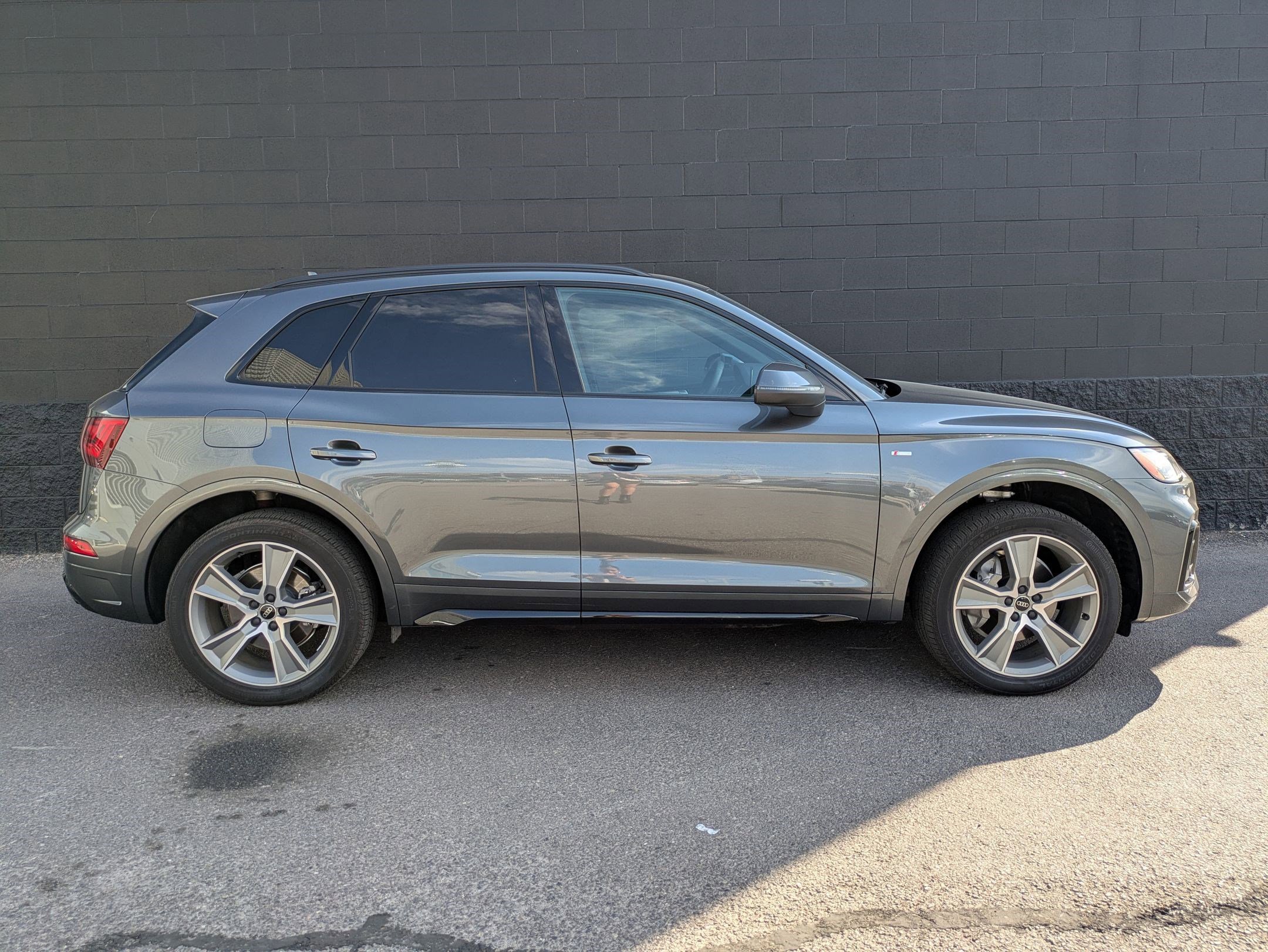 2025 Audi Q5 S line Premium photo 4