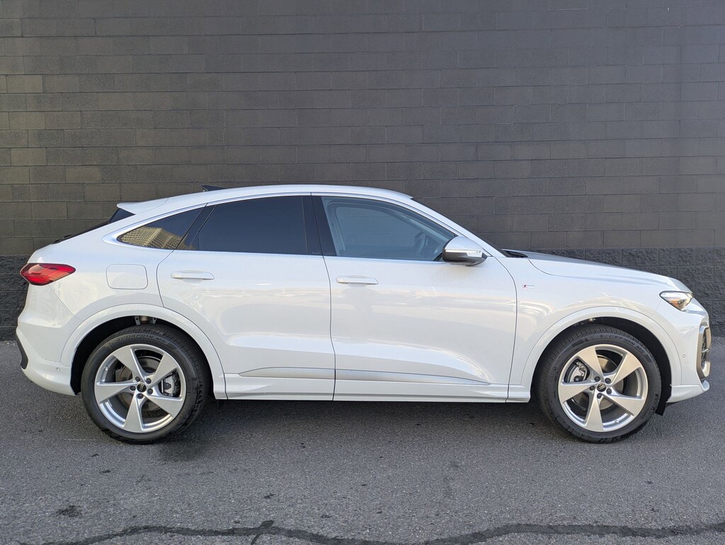 New 2025 Audi All-new Q5 2.0T Prestige SUV