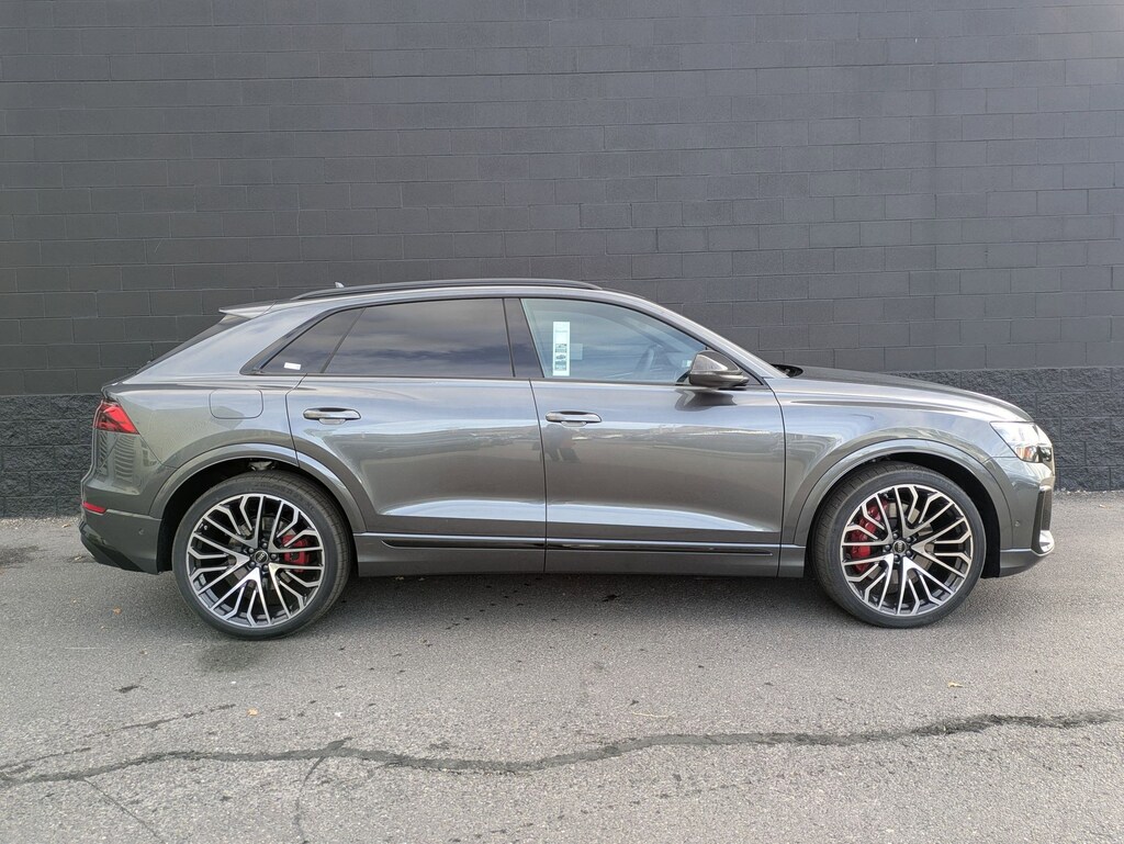 New 2025 Audi SQ8 4.0T Premium Plus SUV