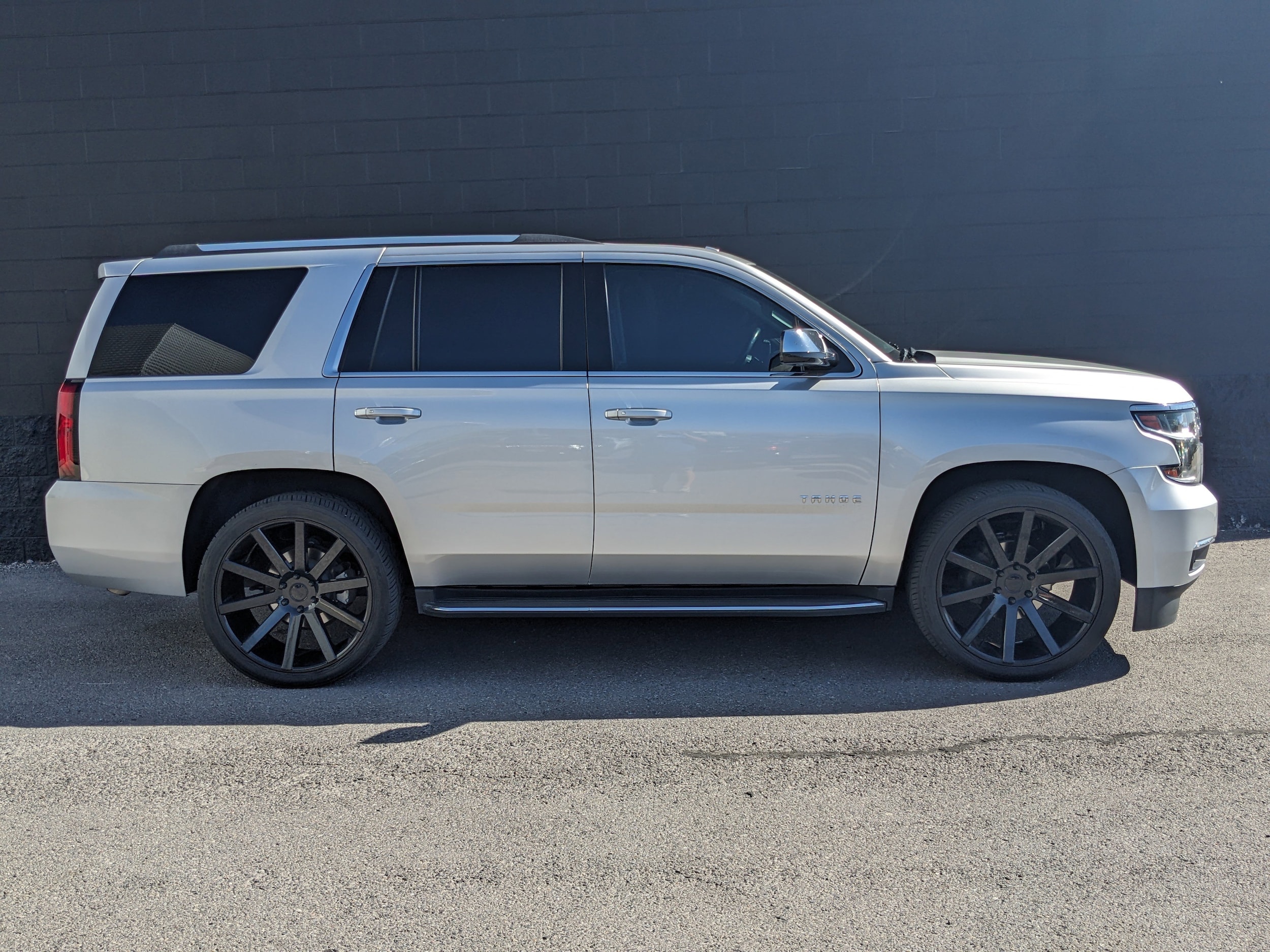 Used 2020 Chevrolet Tahoe Premier with VIN 1GNSCCKC9LR272367 for sale in Lehi, UT