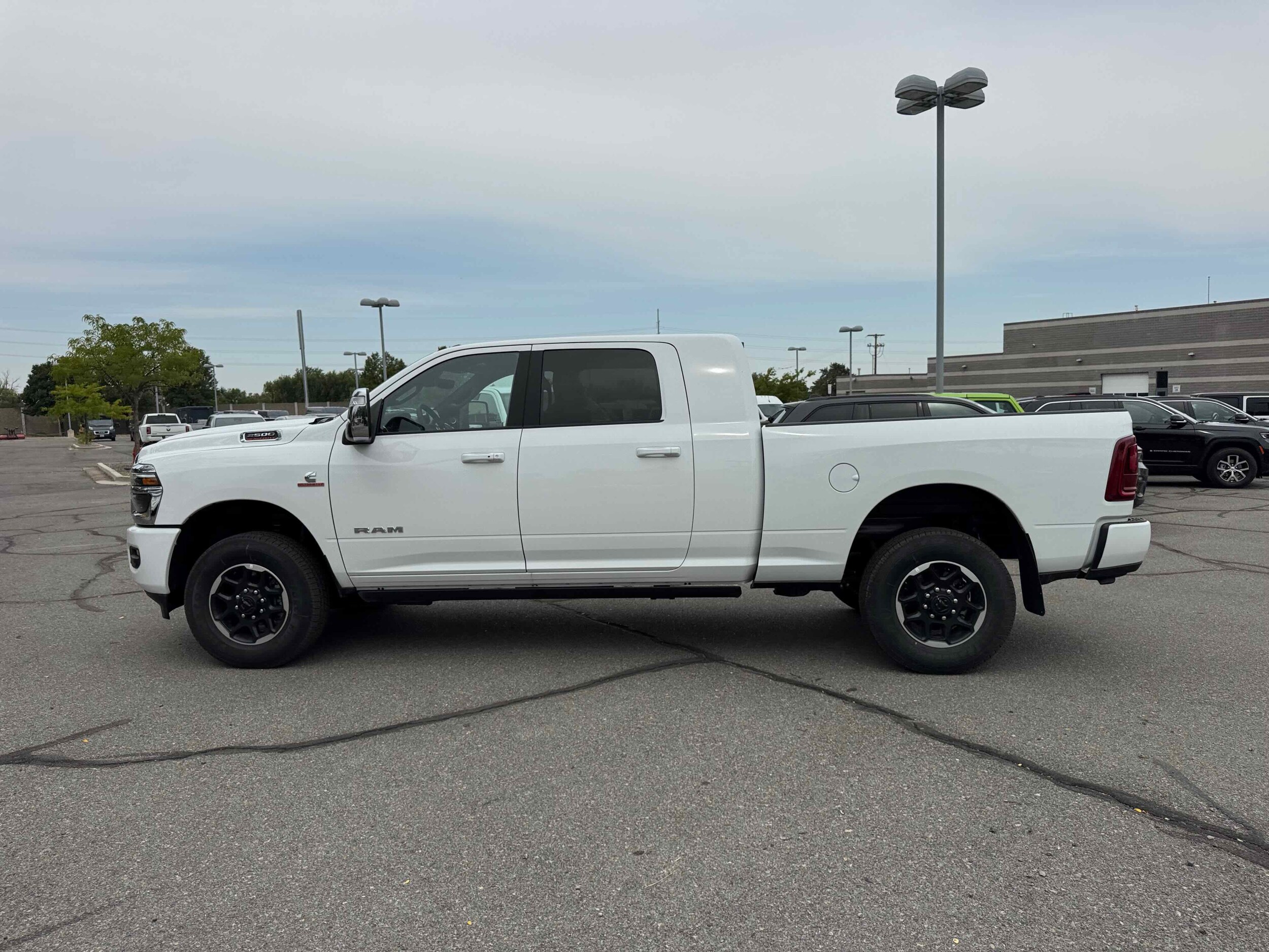 2025 Ram 2500 Laramie photo 2